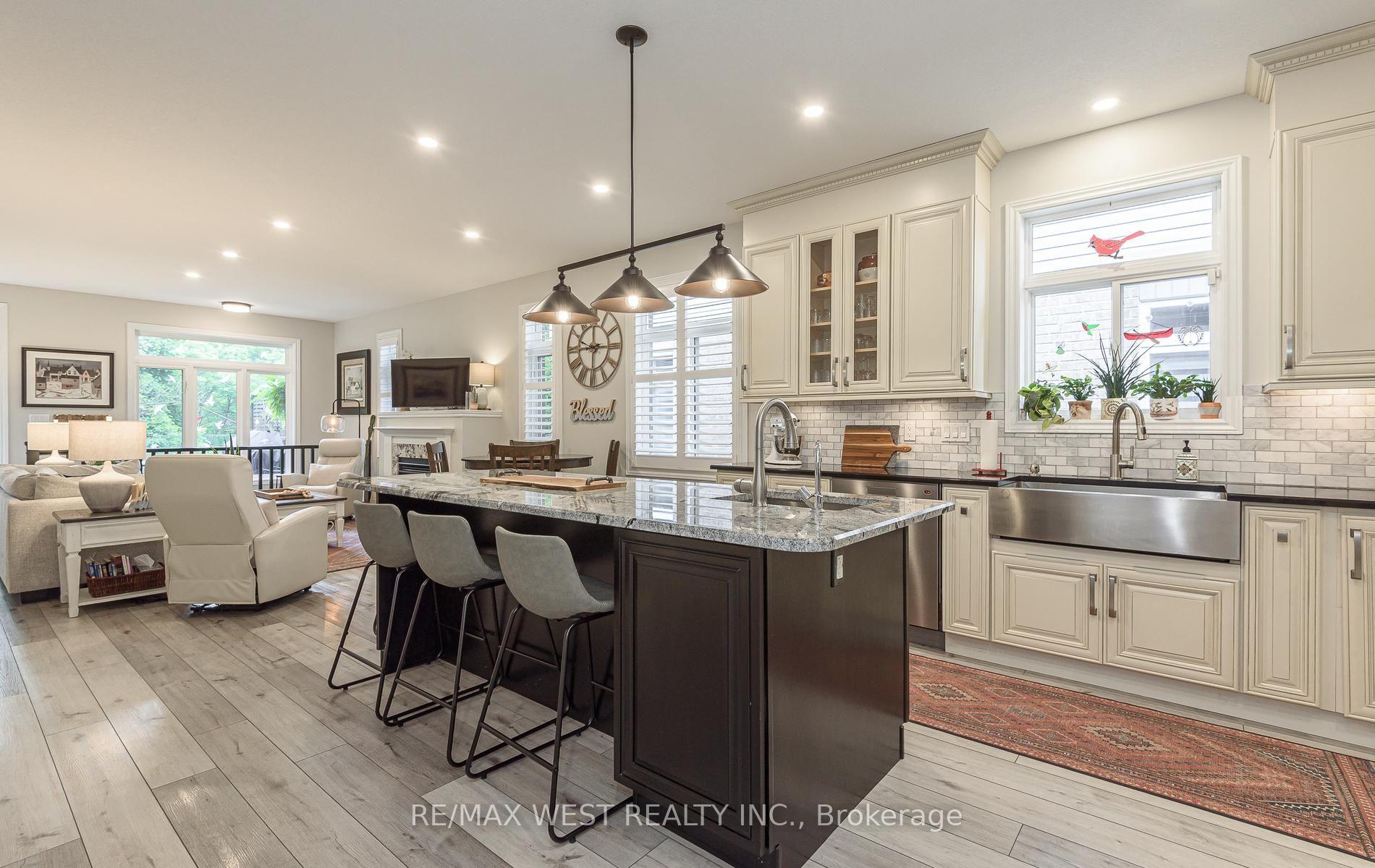 Photo 11 of 128 Sammon Drive, Guelph/Eramosa, Rockwood — HOMEH