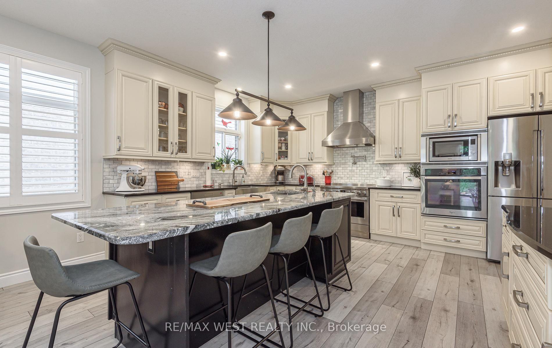 Photo 12 of 128 Sammon Drive, Guelph/Eramosa, Rockwood — HOMEH