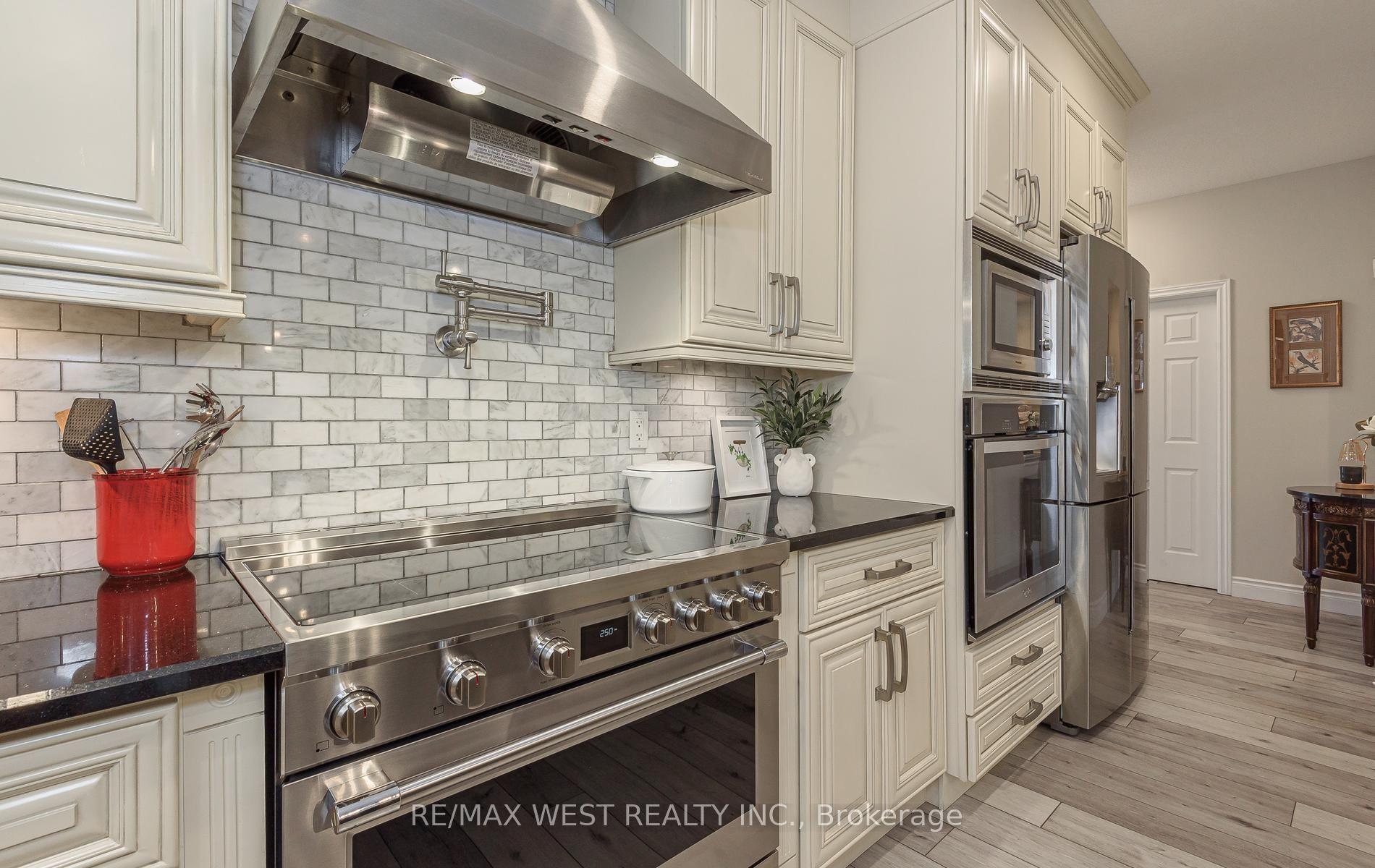 Photo 14 of 128 Sammon Drive, Guelph/Eramosa, Rockwood — HOMEH