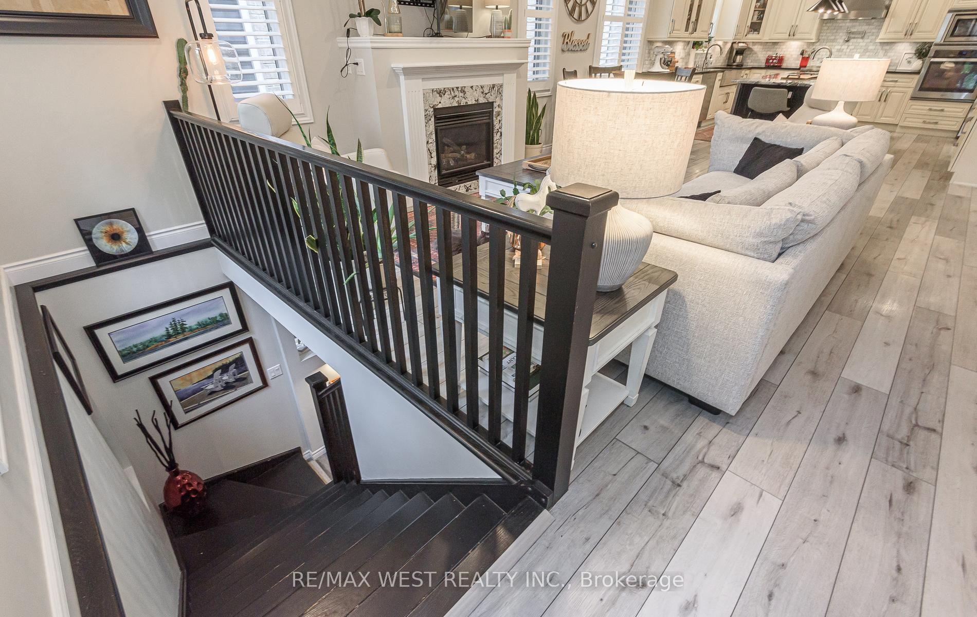 Photo 30 of 128 Sammon Drive, Guelph/Eramosa, Rockwood — HOMEH