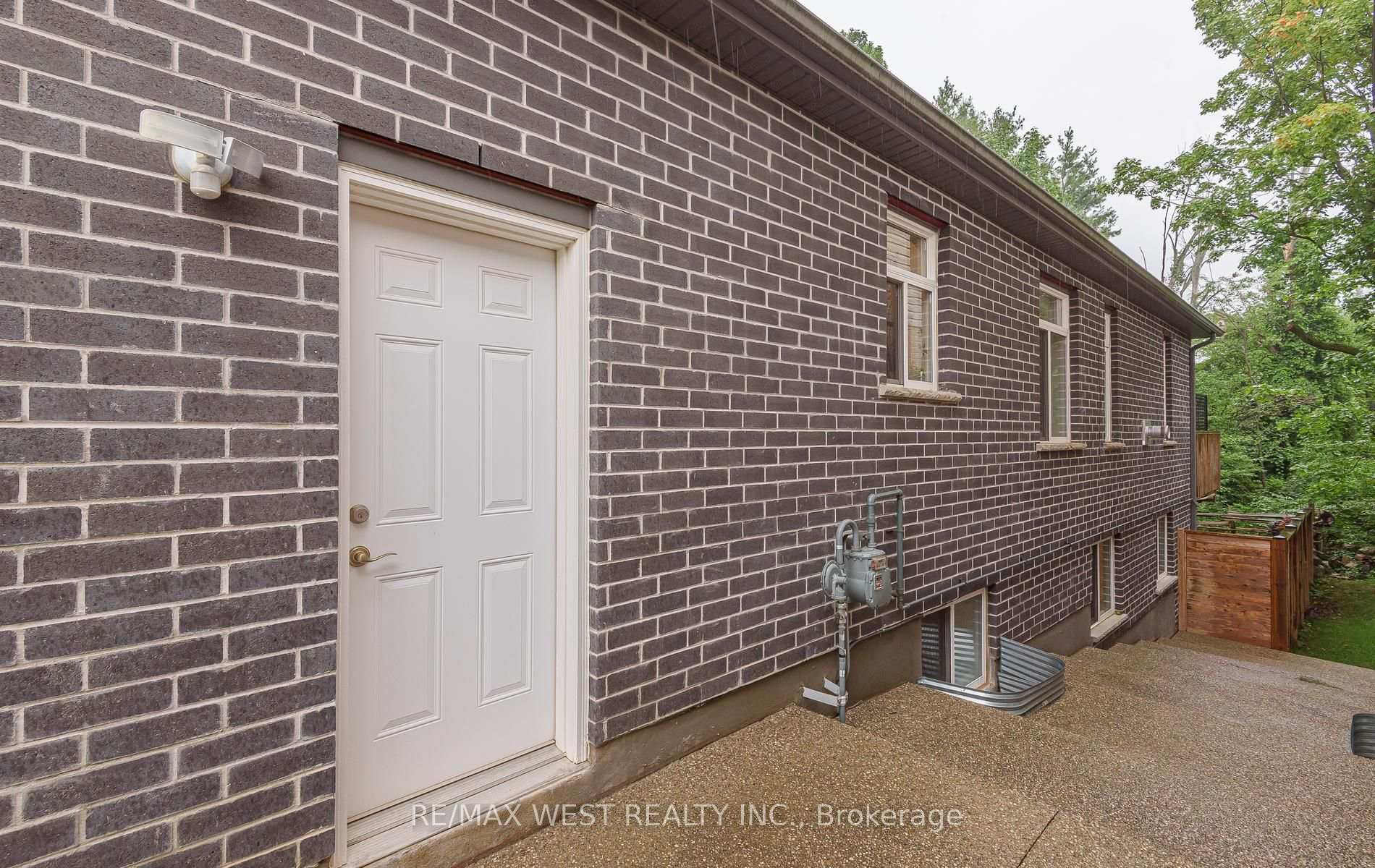 Photo 44 of 128 Sammon Drive, Guelph/Eramosa, Rockwood — HOMEH
