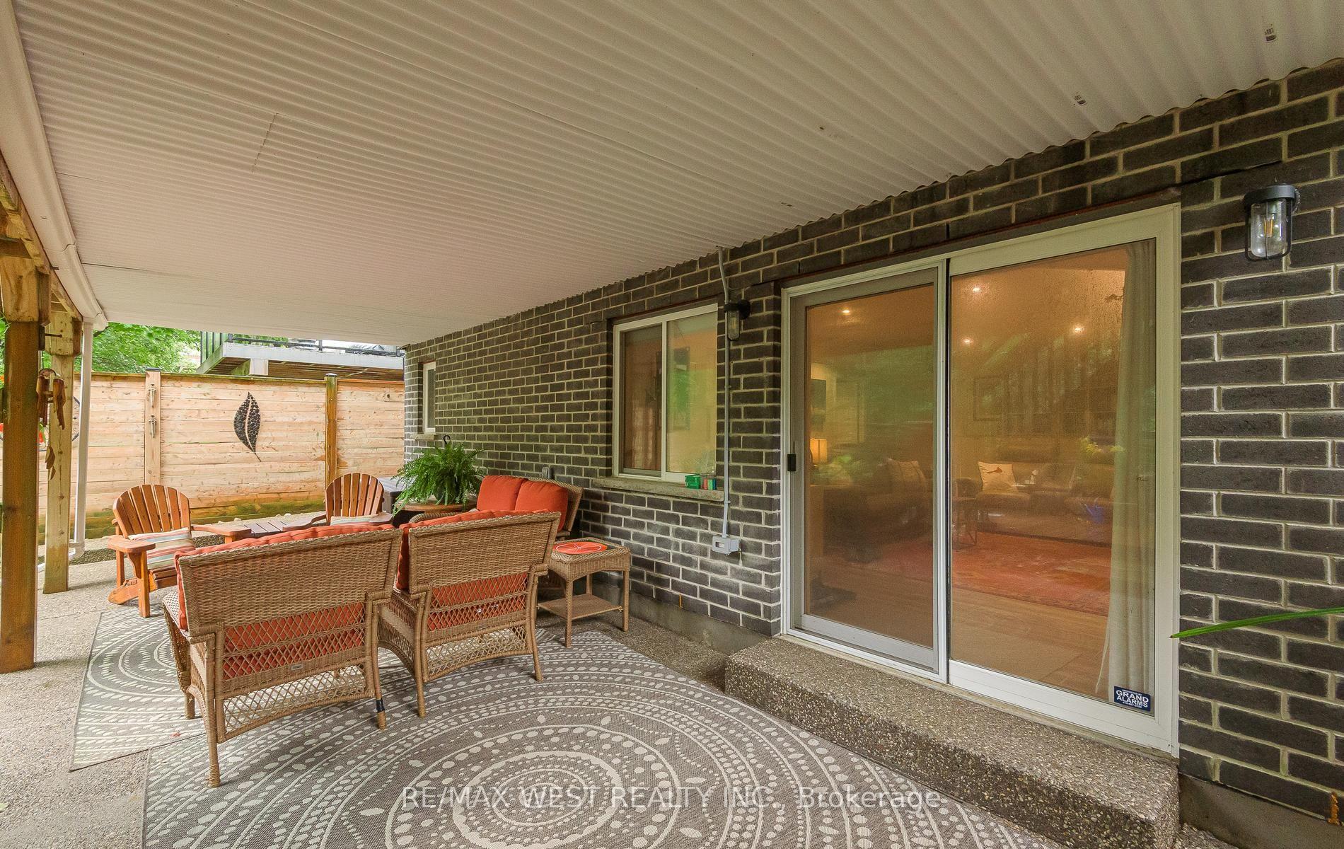 Photo 47 of 128 Sammon Drive, Guelph/Eramosa, Rockwood — HOMEH