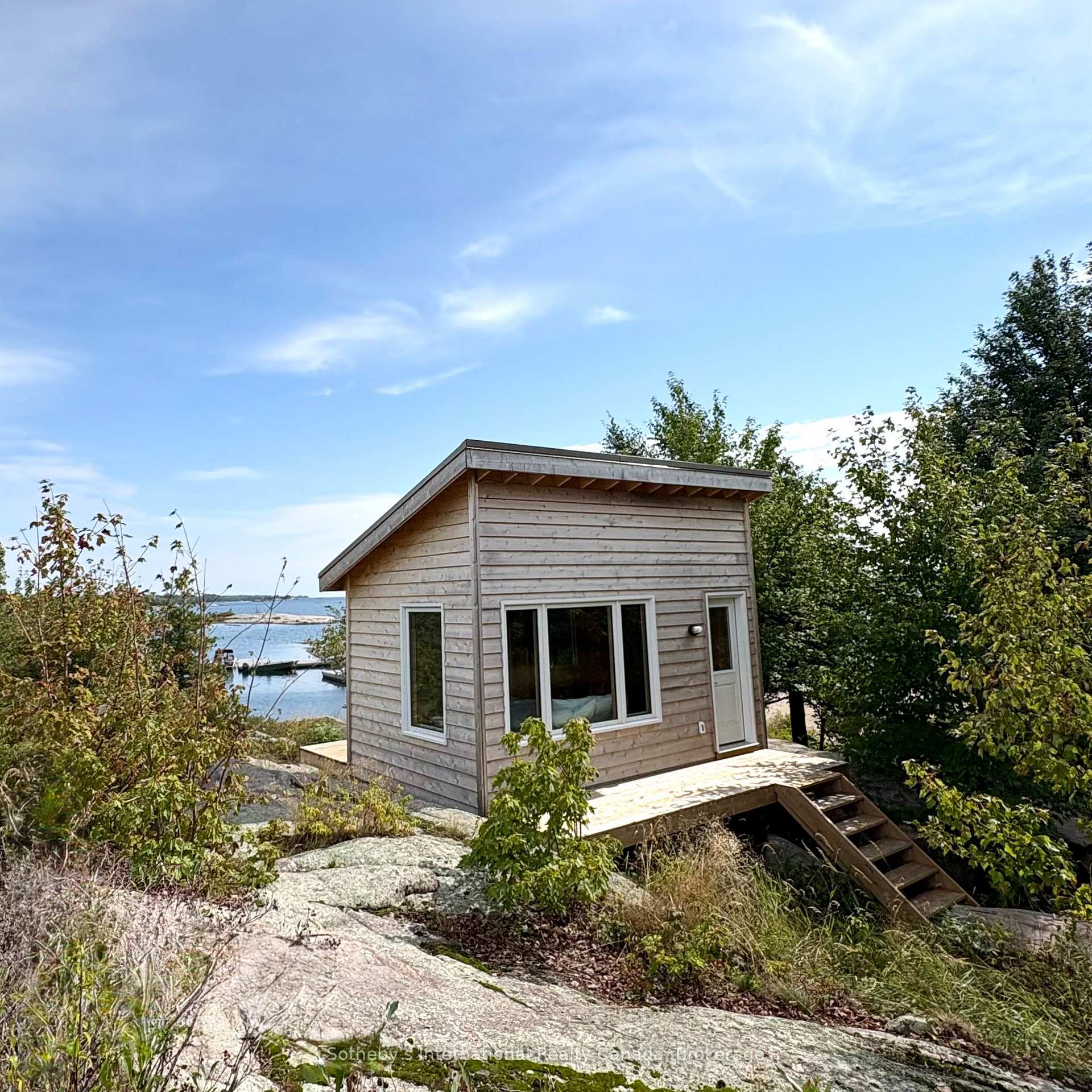 Photo 6 of 1 Island 352C, Carling — HOMEH