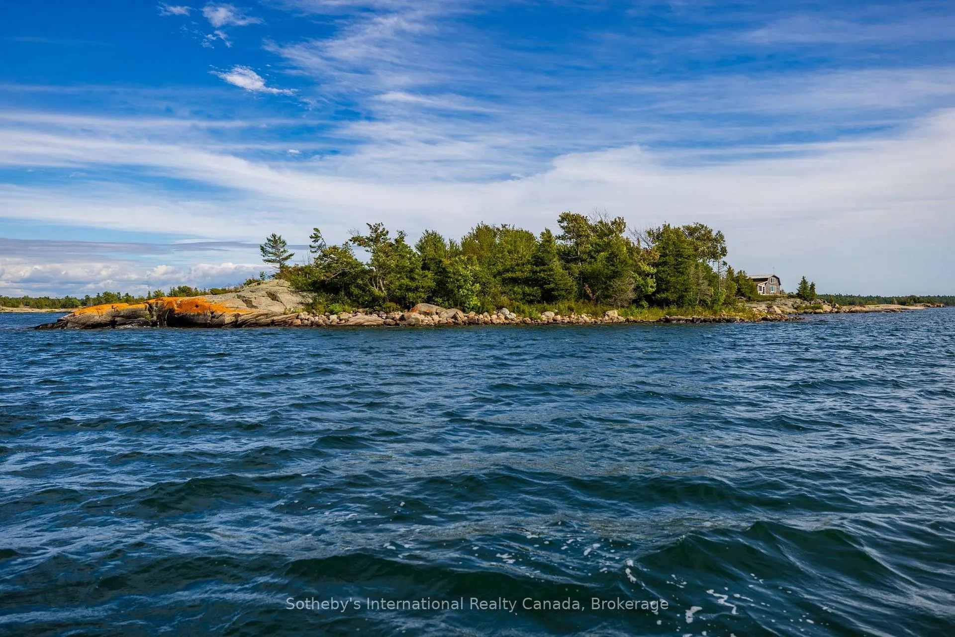 Photo of 1 Island 352C