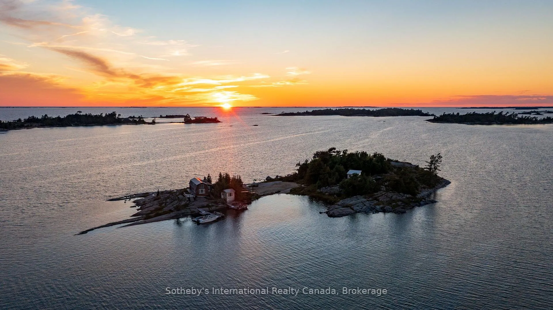 Photo 2 of 1 Island 352C, Carling — HOMEH