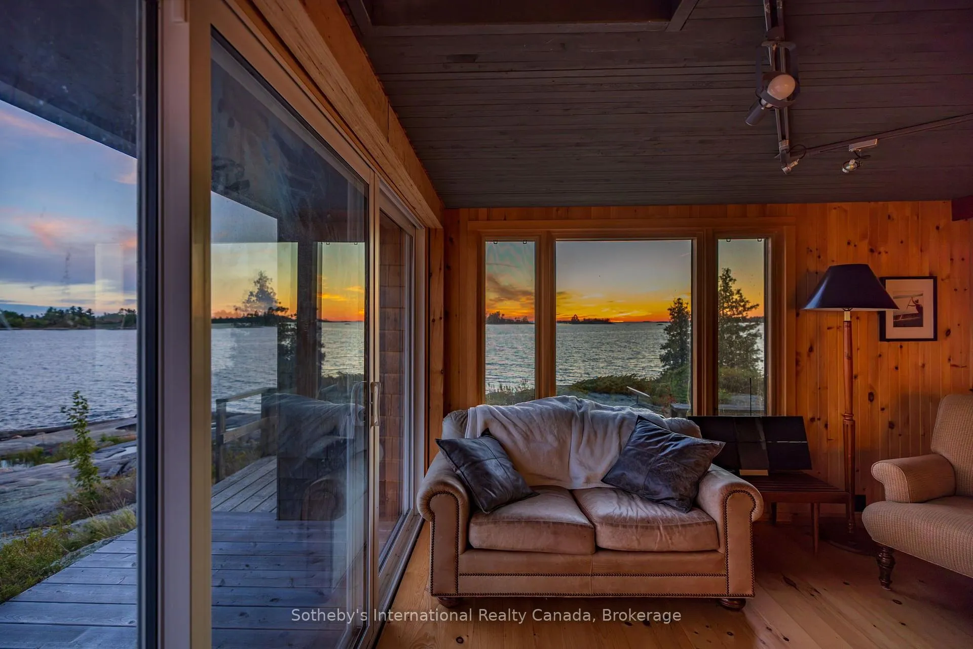 Photo 10 of 1 Island 352C, Carling — HOMEH