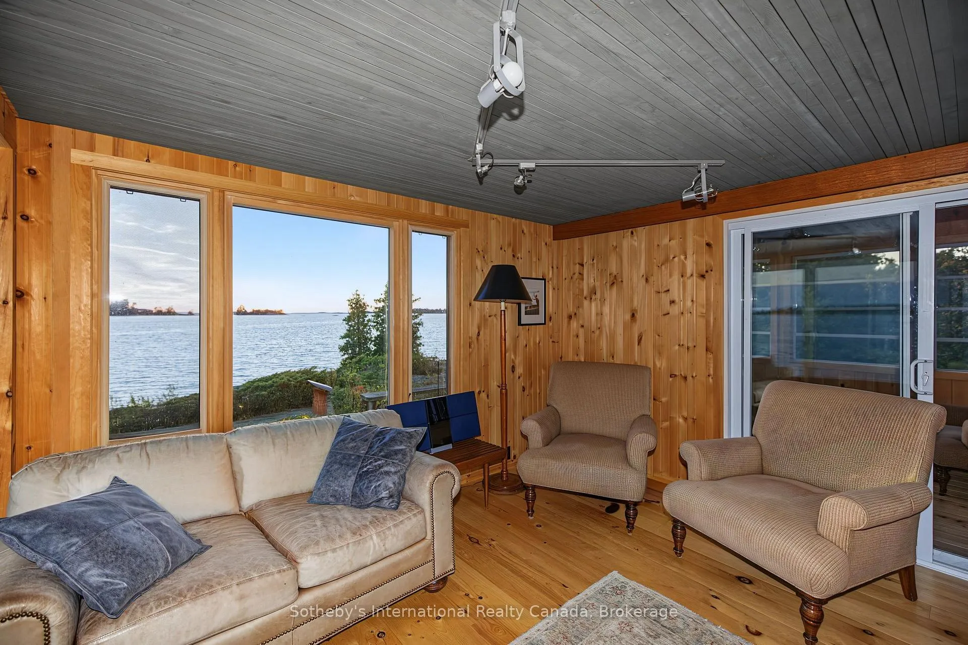 Photo 12 of 1 Island 352C, Carling — HOMEH