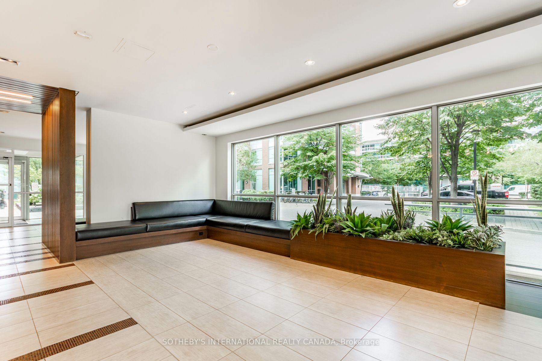 Photo 5 of Unit 2402, 80 Western Battery Road, Toronto, Niagara — HOMEH