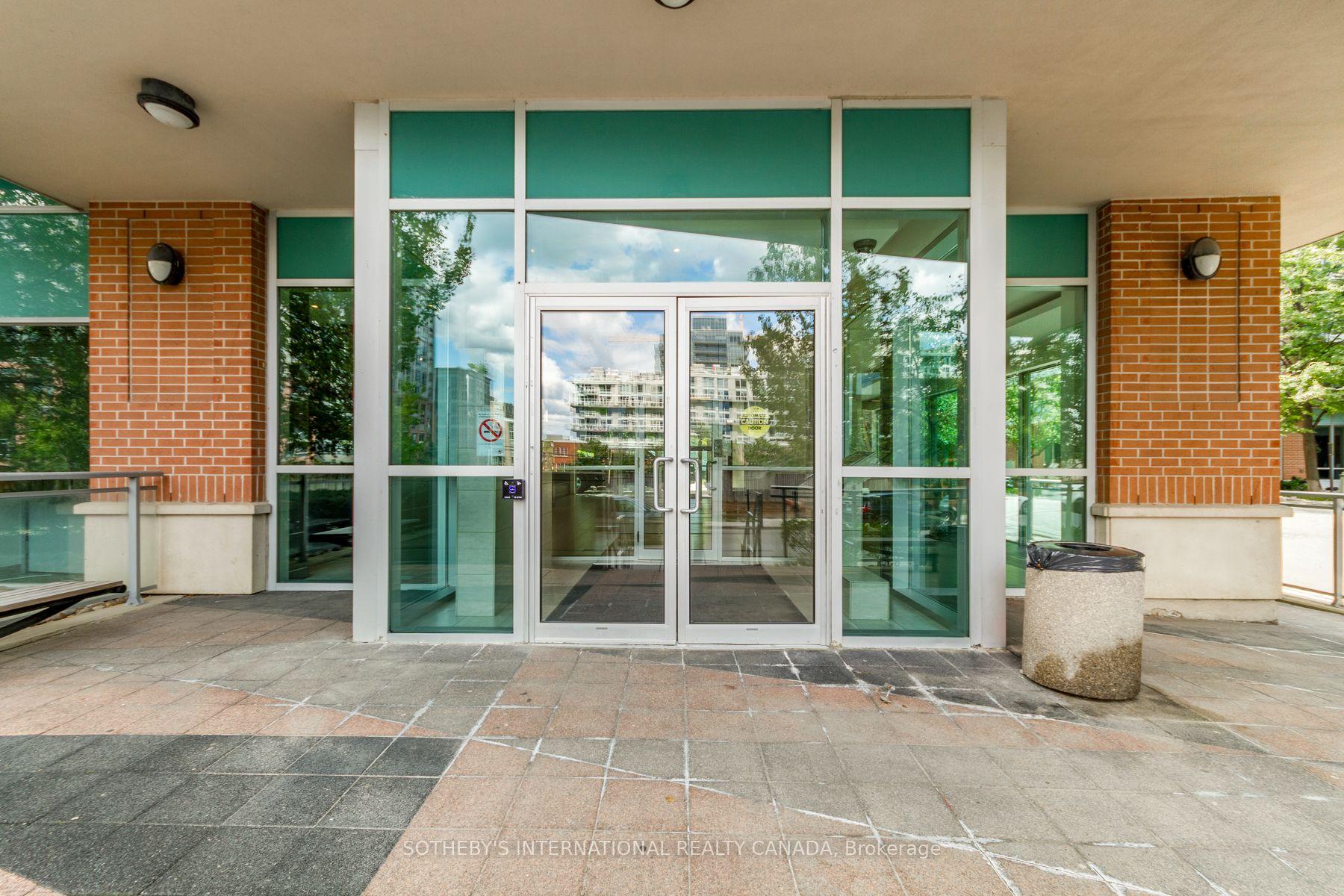 Photo 6 of Unit 2402, 80 Western Battery Road, Toronto, Niagara — HOMEH
