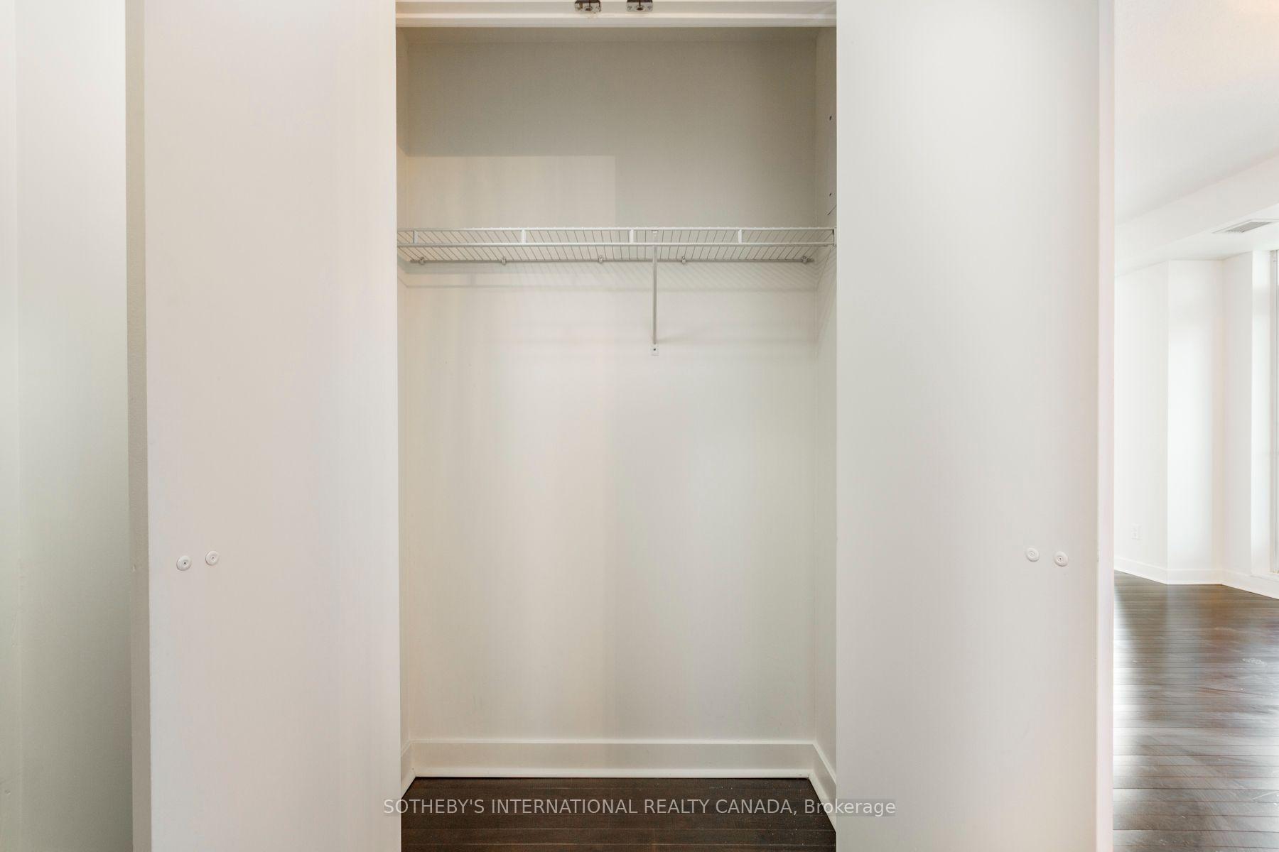 Photo 13 of Unit 2402, 80 Western Battery Road, Toronto, Niagara — HOMEH