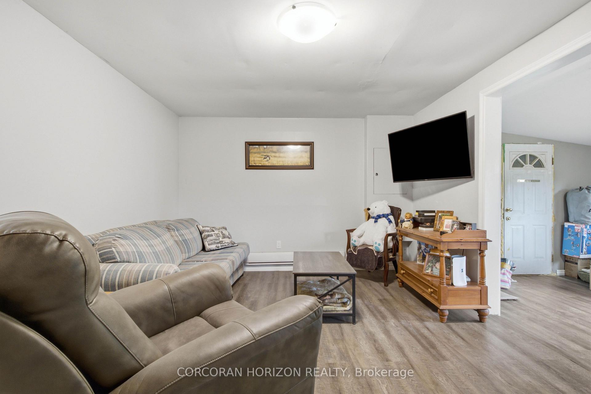 Photo 43 of 1238 Snyder's Road E, Wilmot, Baden — HOMEH