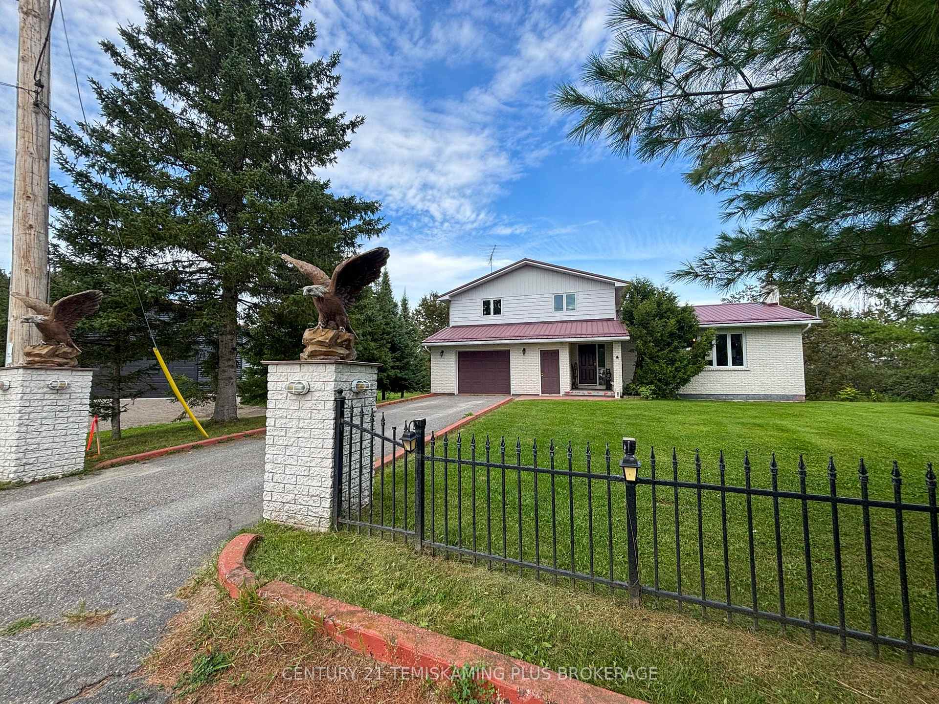 Photo 2 of 4 Michael Street, Englehart — HOMEH