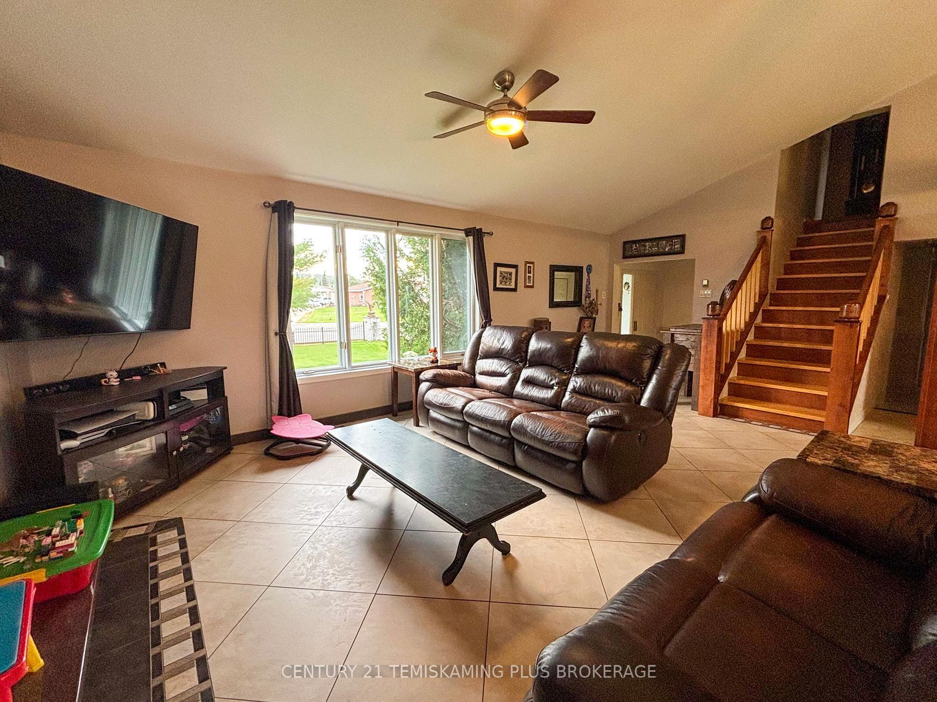 Photo 16 of 4 Michael Street, Englehart — HOMEH