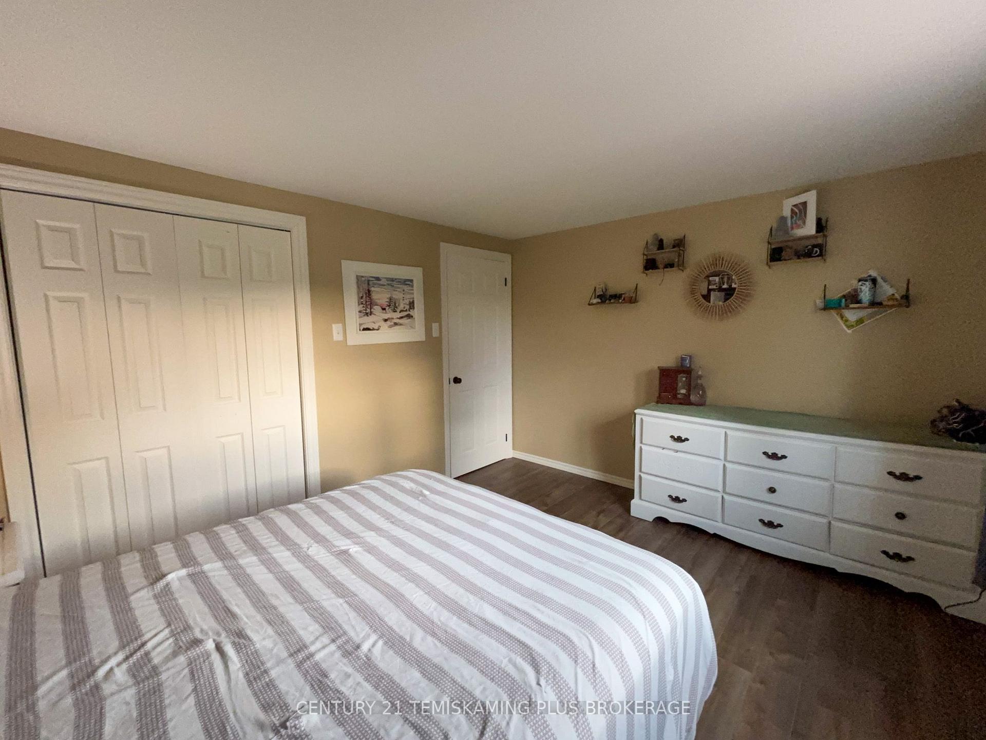 Photo 34 of 4 Michael Street, Englehart — HOMEH
