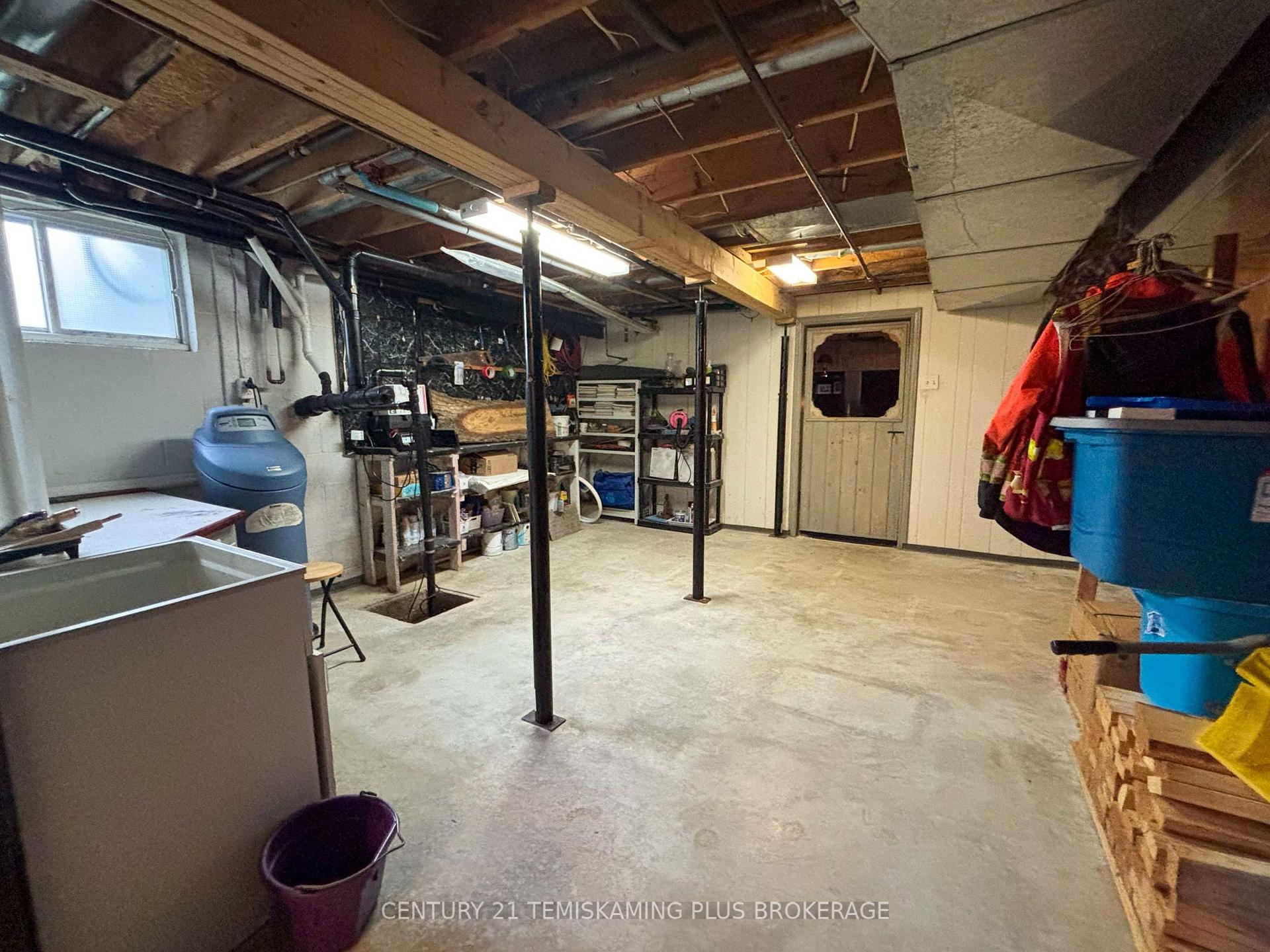 Photo 40 of 4 Michael Street, Englehart — HOMEH