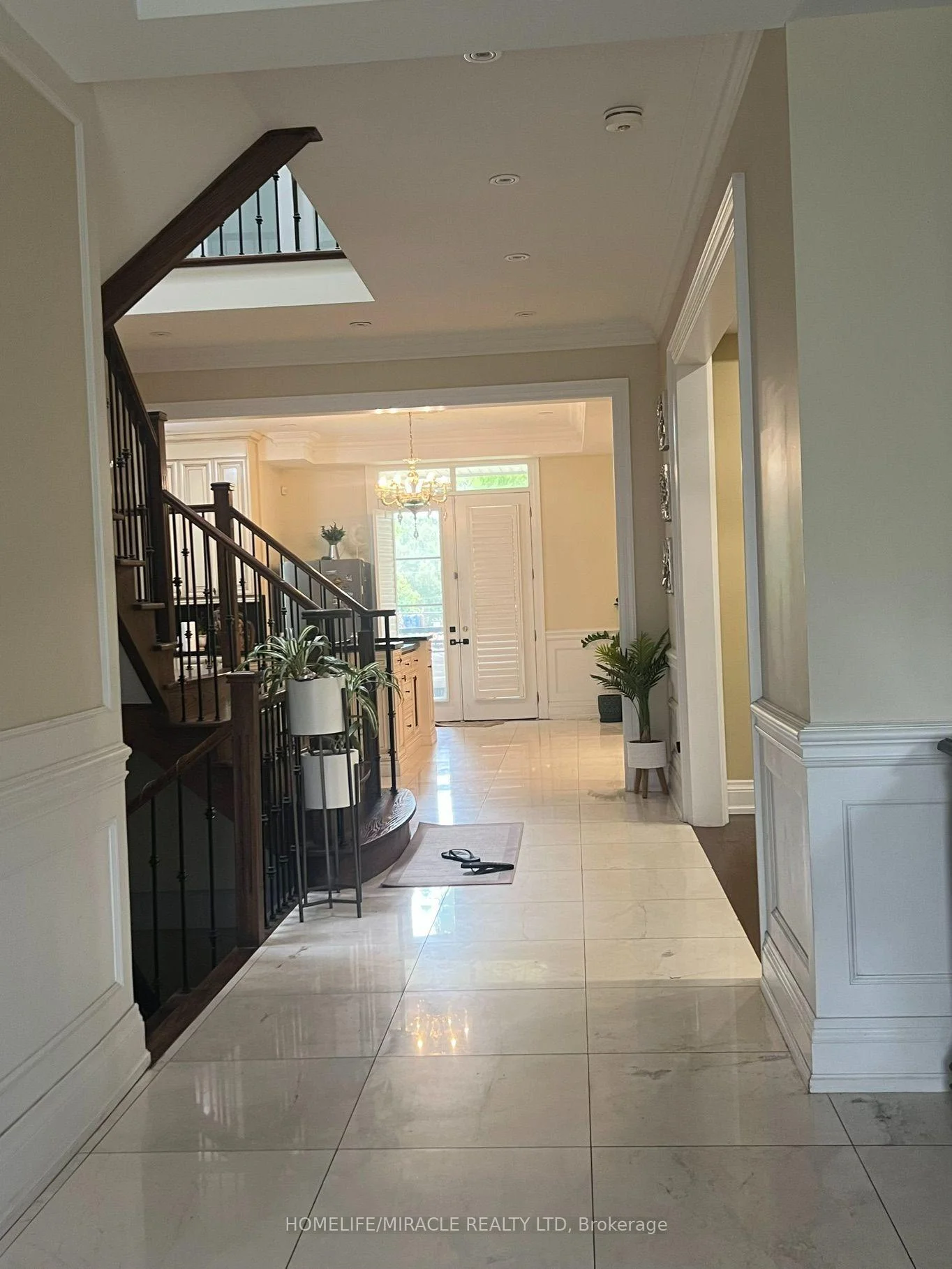 Photo 4 of 35 Drake Crescent, Scarborough, Cliffcrest — HOMEH