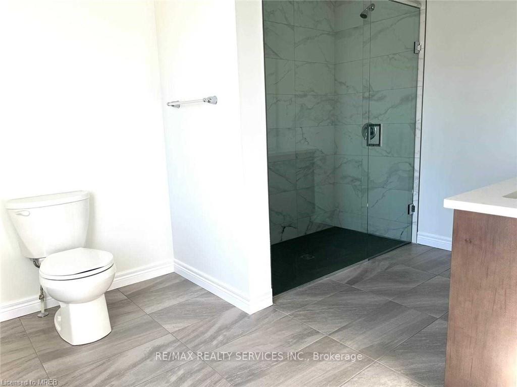 Photo 11 of 132 Doan Drive, Middlesex Centre, Kilworth — HOMEH