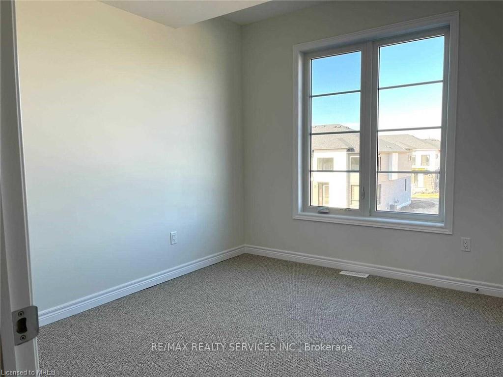 Photo 12 of 132 Doan Drive, Middlesex Centre, Kilworth — HOMEH