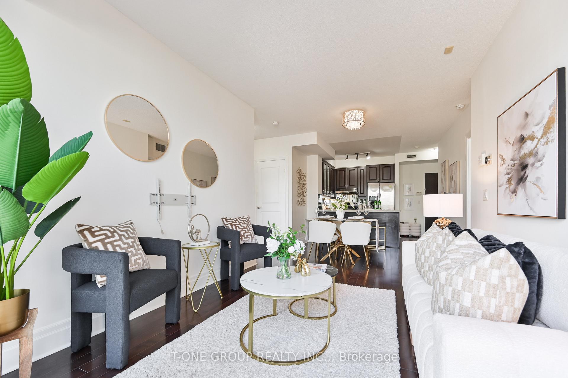 Photo 5 of Unit 404, 57 Upper Duke Crescent, Markham, Unionville — HOMEH