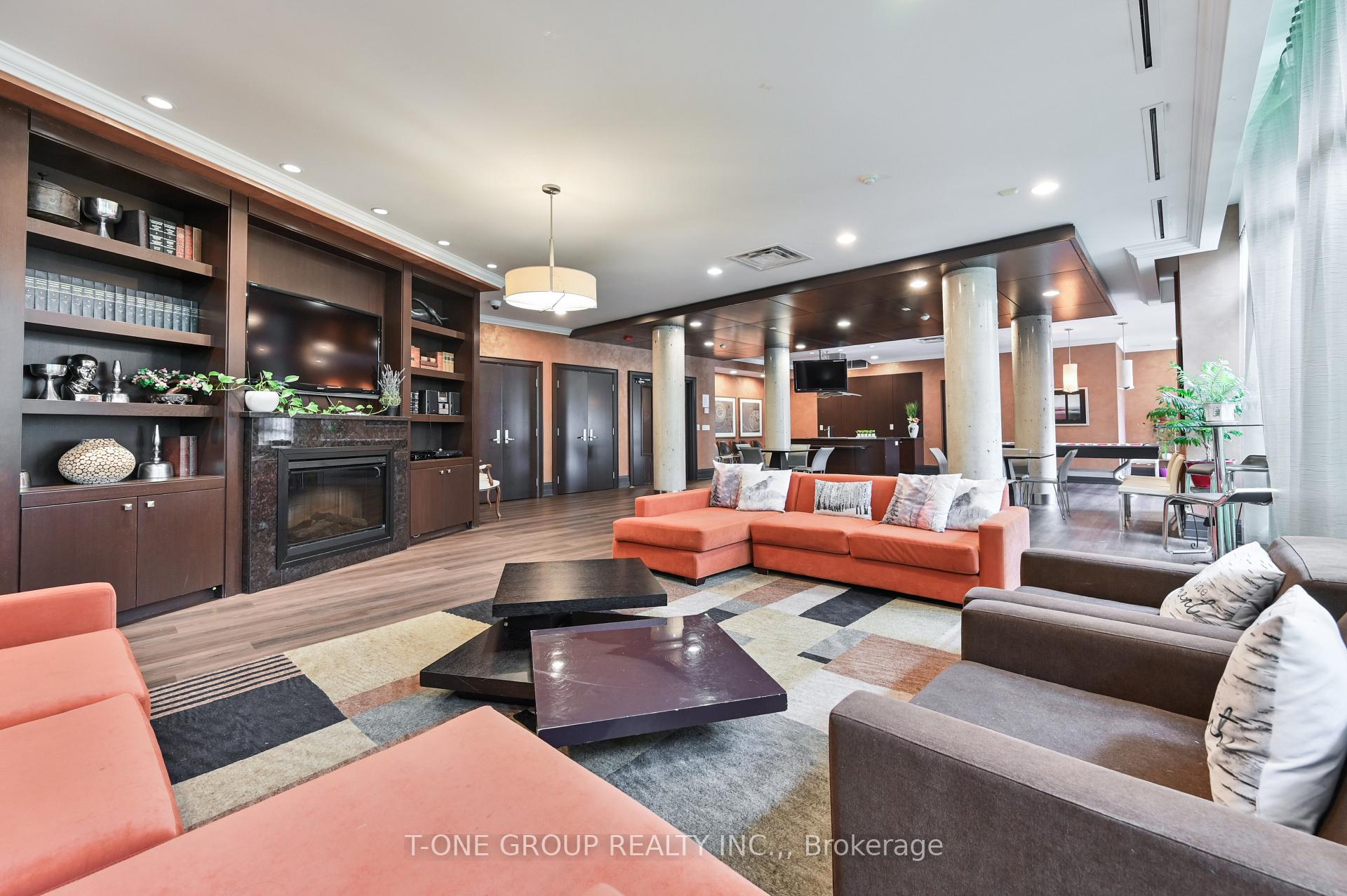 Photo 23 of Unit 404, 57 Upper Duke Crescent, Markham, Unionville — HOMEH