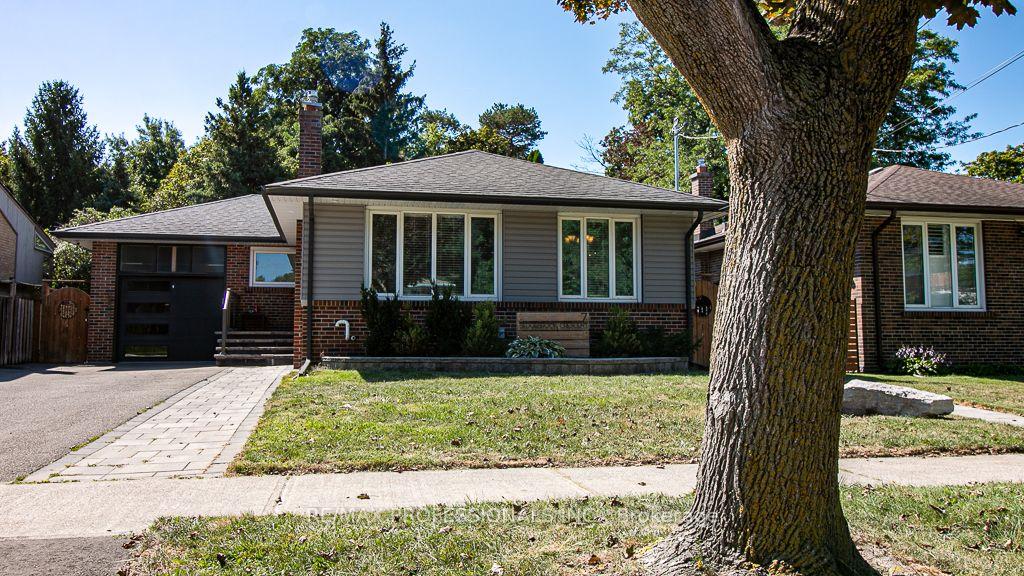 Photo 2 of Unit MAIN, 7 Sedgebrook Crescent, Etobicoke, Eringate-Centennial-West Deane — HOMEH