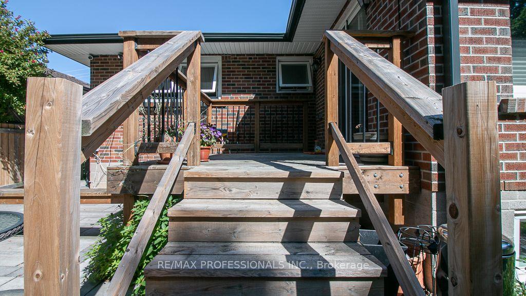 Photo 26 of Unit MAIN, 7 Sedgebrook Crescent, Etobicoke, Eringate-Centennial-West Deane — HOMEH
