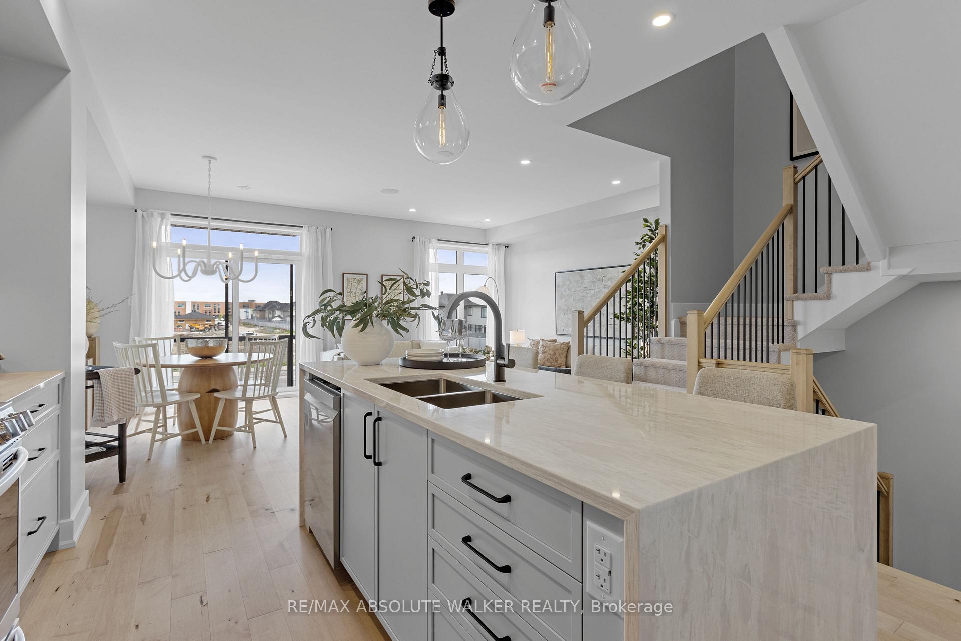 Photo 6 of 513 Pantanal Private, Ottawa, Blossom Park/Kemp Park/Findlay Creek — HOMEH