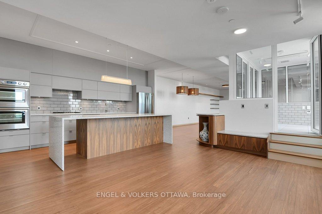 Photo 6 of Unit PH4, 135 Barrette Street, Ottawa, Vanier — HOMEH