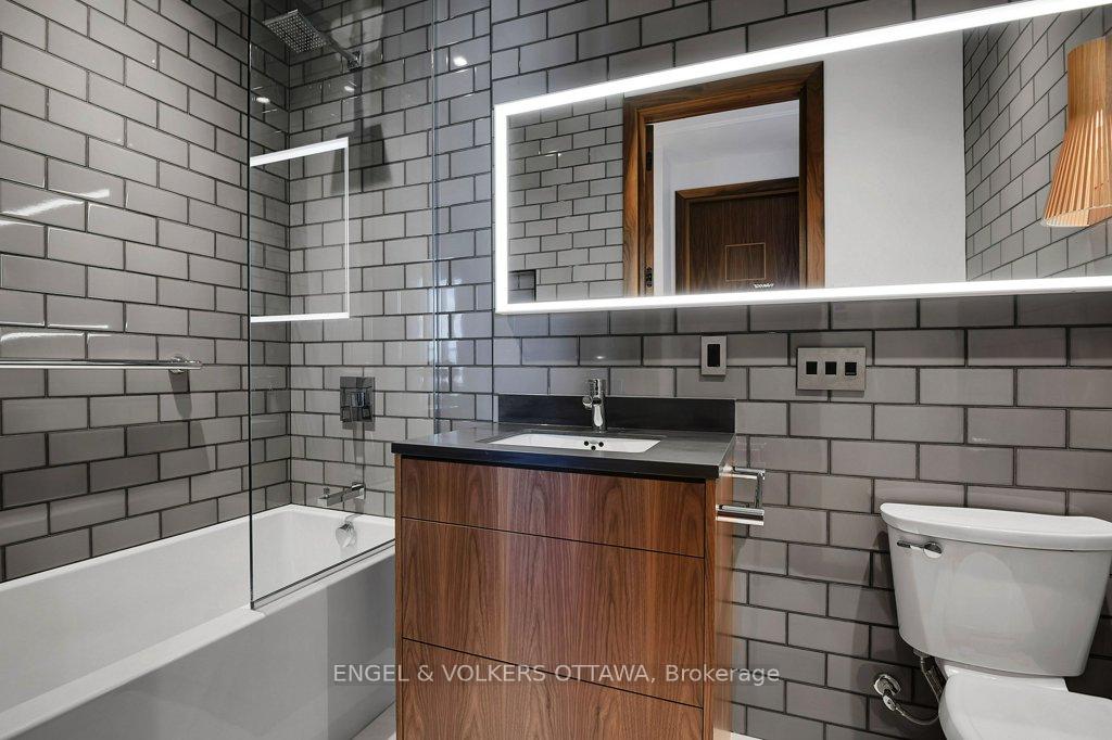 Photo 25 of Unit PH4, 135 Barrette Street, Ottawa, Vanier — HOMEH