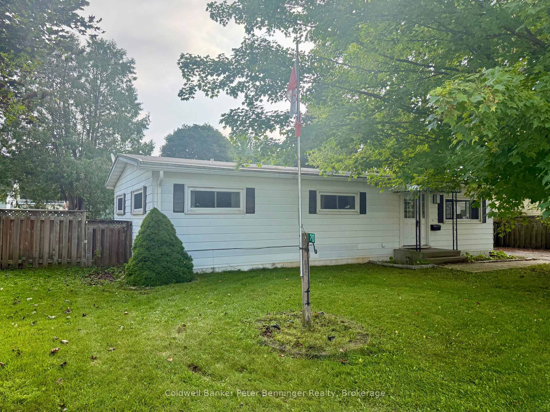 Photo 2 of 20 Cardinal Street, Brockton — HOMEH