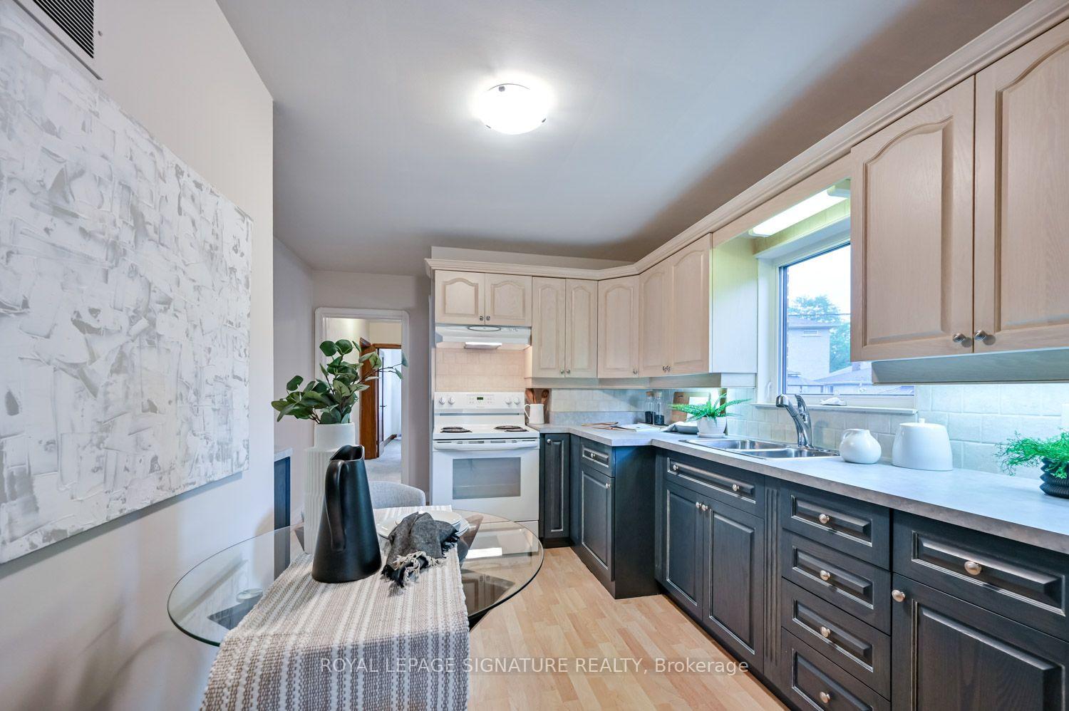 Photo 9 of 40 Shandara Crescent, Scarborough, Wexford-Maryvale — HOMEH