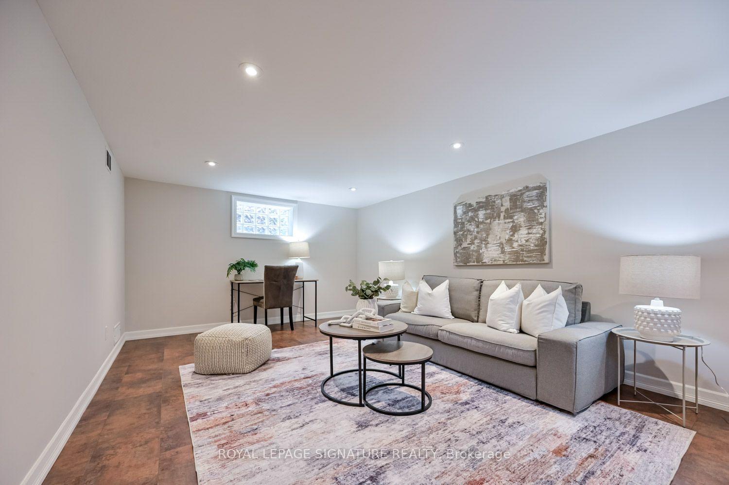 Photo 15 of 40 Shandara Crescent, Scarborough, Wexford-Maryvale — HOMEH