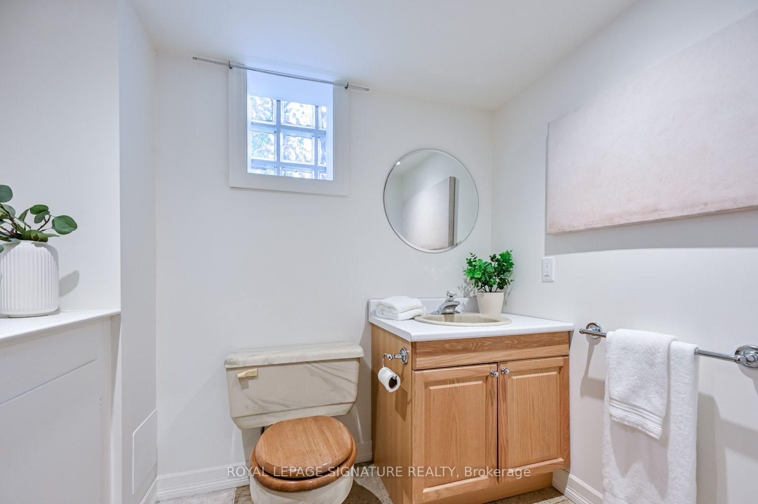 Photo 18 of 40 Shandara Crescent, Scarborough, Wexford-Maryvale — HOMEH