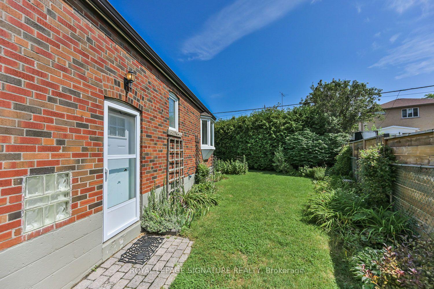 Photo 21 of 40 Shandara Crescent, Scarborough, Wexford-Maryvale — HOMEH