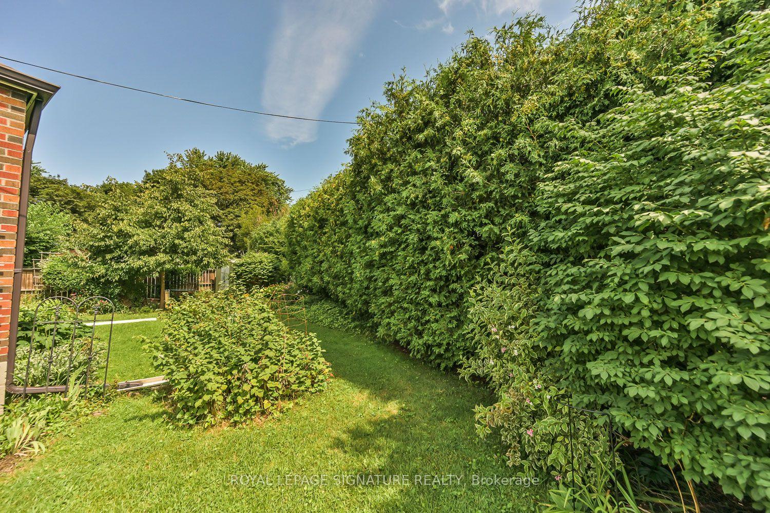 Photo 22 of 40 Shandara Crescent, Scarborough, Wexford-Maryvale — HOMEH