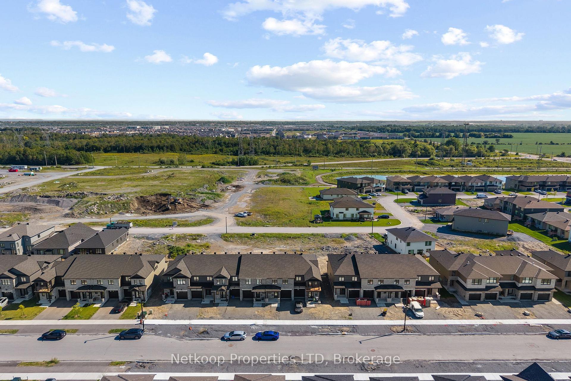 Photo 5 of 1152 Cope Drive, Ottawa, Stittsville (South) — HOMEH