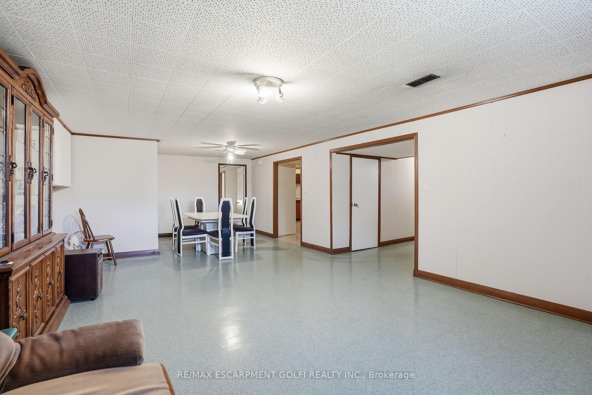 Photo 18 of 18 Pleasant Avenue, Hamilton, Stoney Creek — HOMEH
