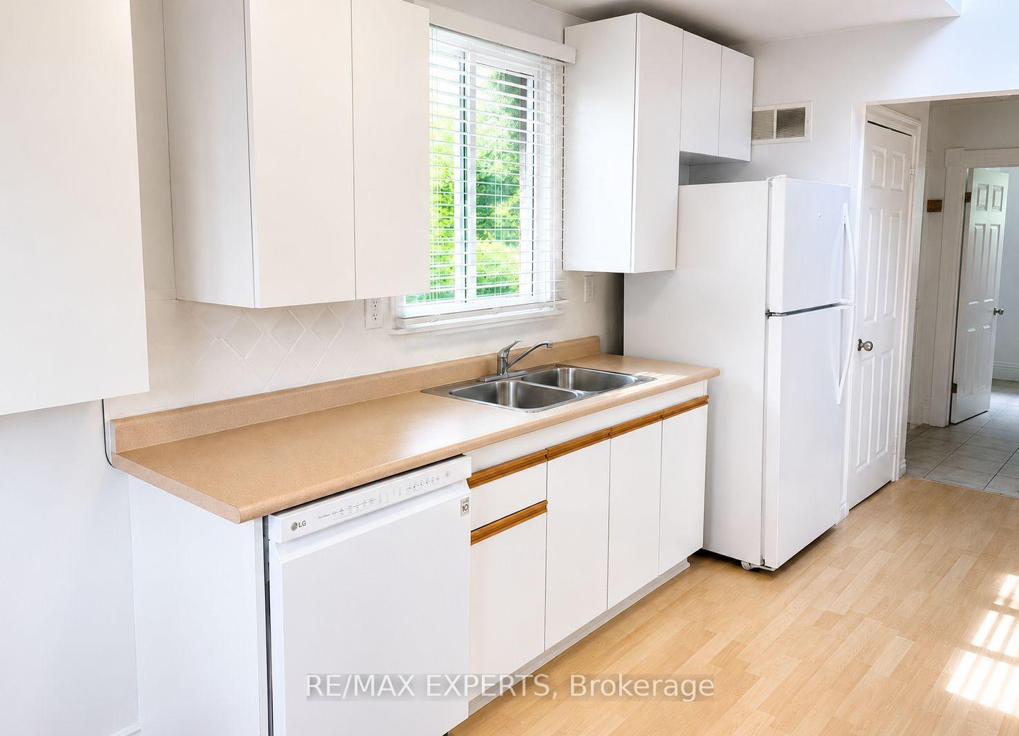 Photo 4 of 142 Riveredge Drive, Georgina, Keswick North — HOMEH