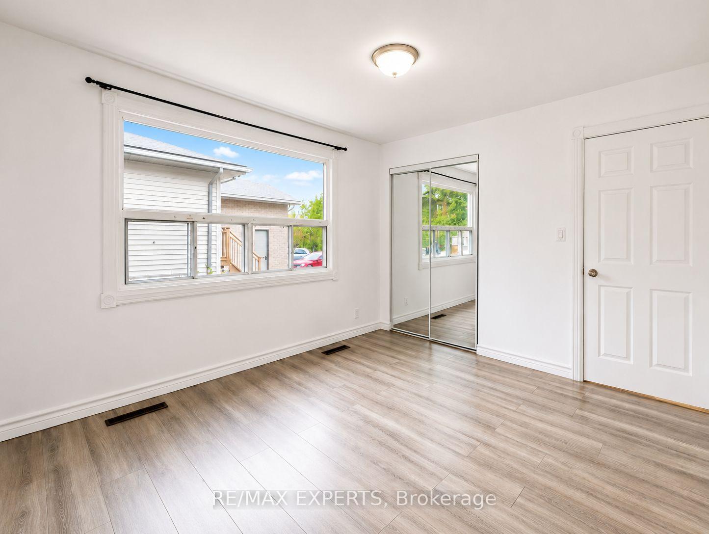 Photo 7 of 142 Riveredge Drive, Georgina, Keswick North — HOMEH