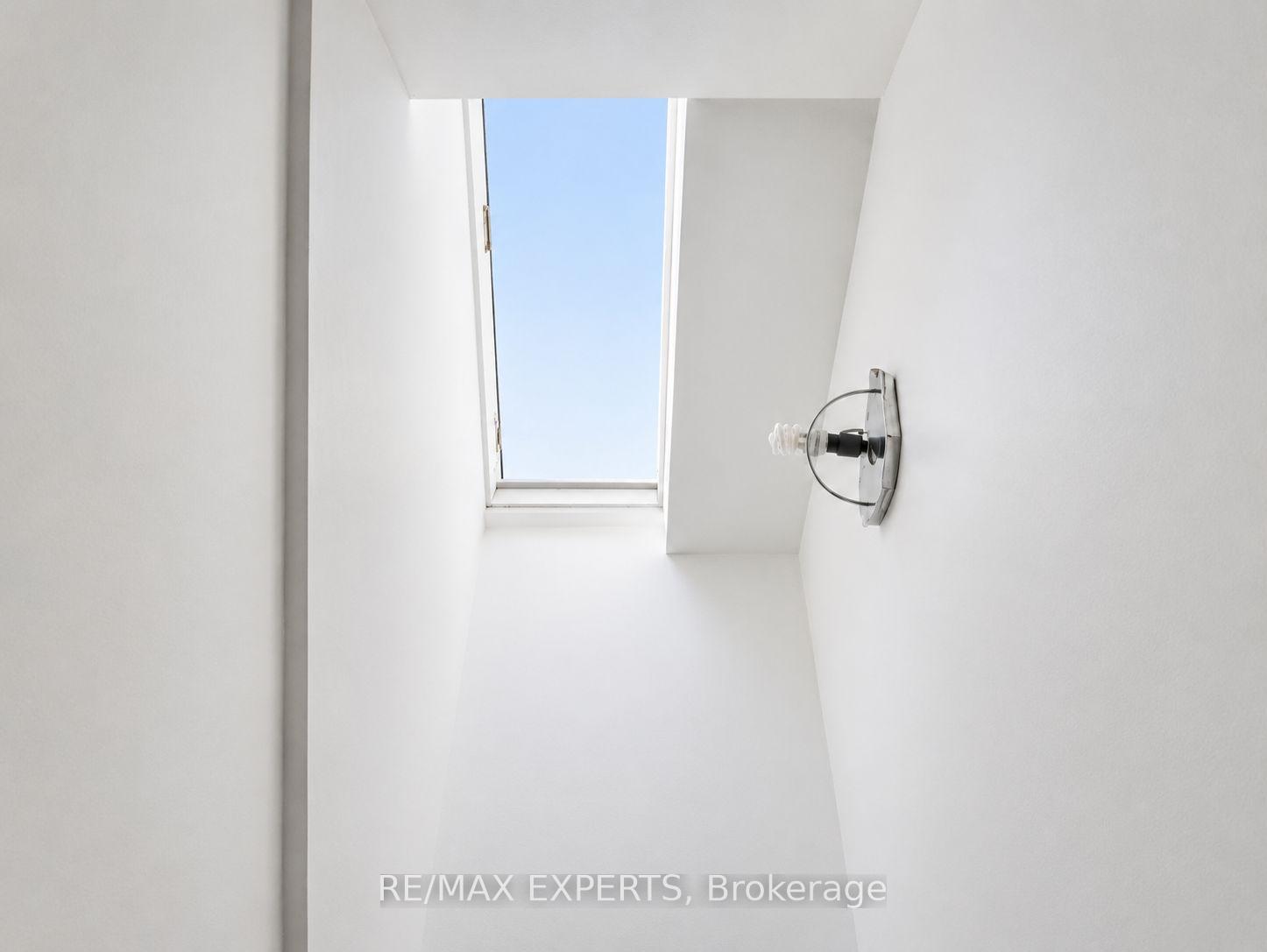 Photo 9 of 142 Riveredge Drive, Georgina, Keswick North — HOMEH