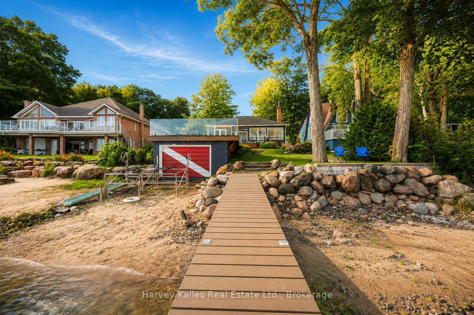 Photo 10 of 1515 Champlain Road, Tiny, Rural Tiny — HOMEH