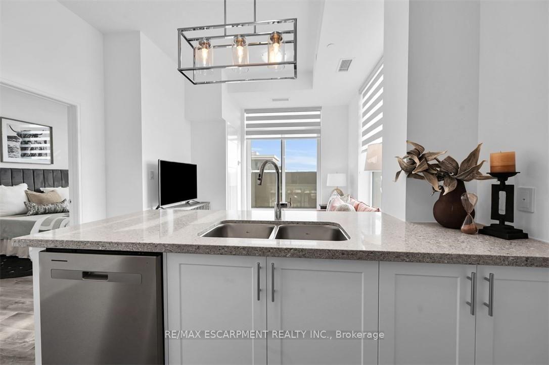 Photo 4 of Unit 515, 470 Dundas Street, Hamilton, Waterdown — HOMEH