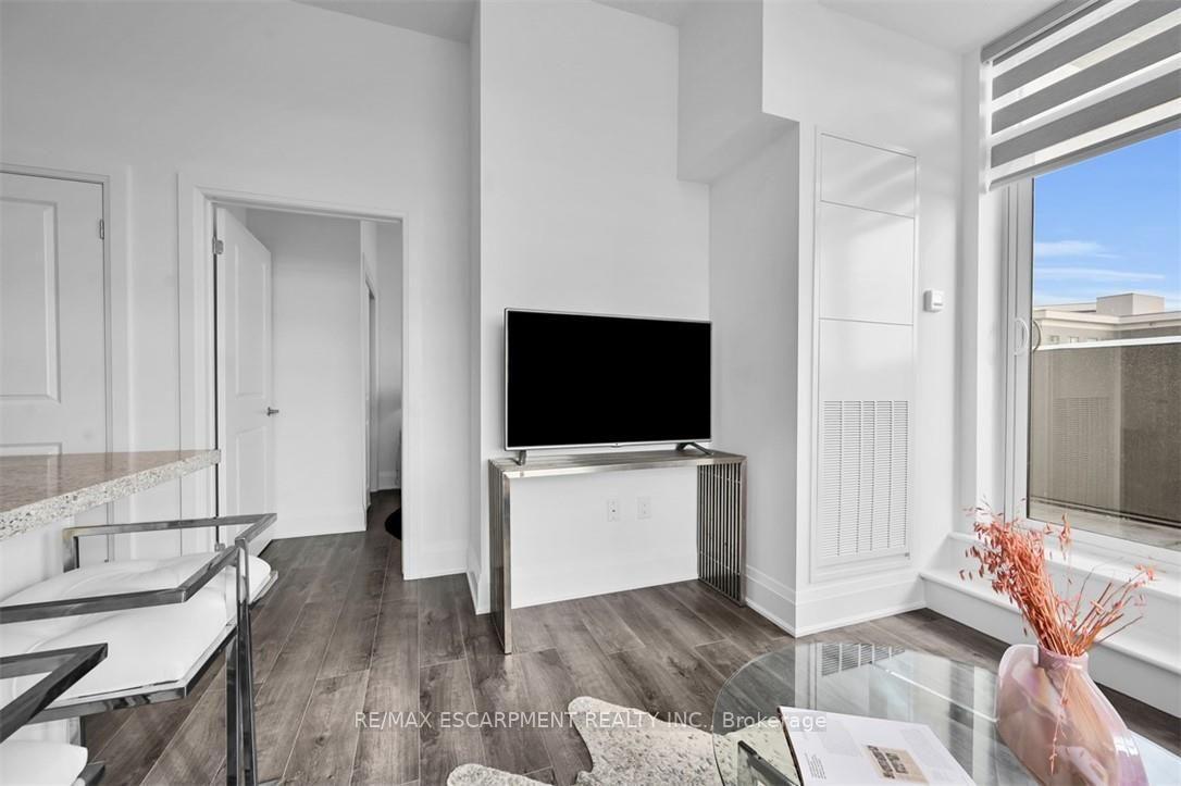 Photo 9 of Unit 515, 470 Dundas Street, Hamilton, Waterdown — HOMEH