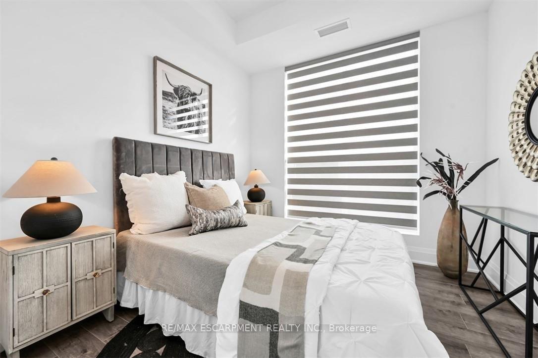 Photo 11 of Unit 515, 470 Dundas Street, Hamilton, Waterdown — HOMEH