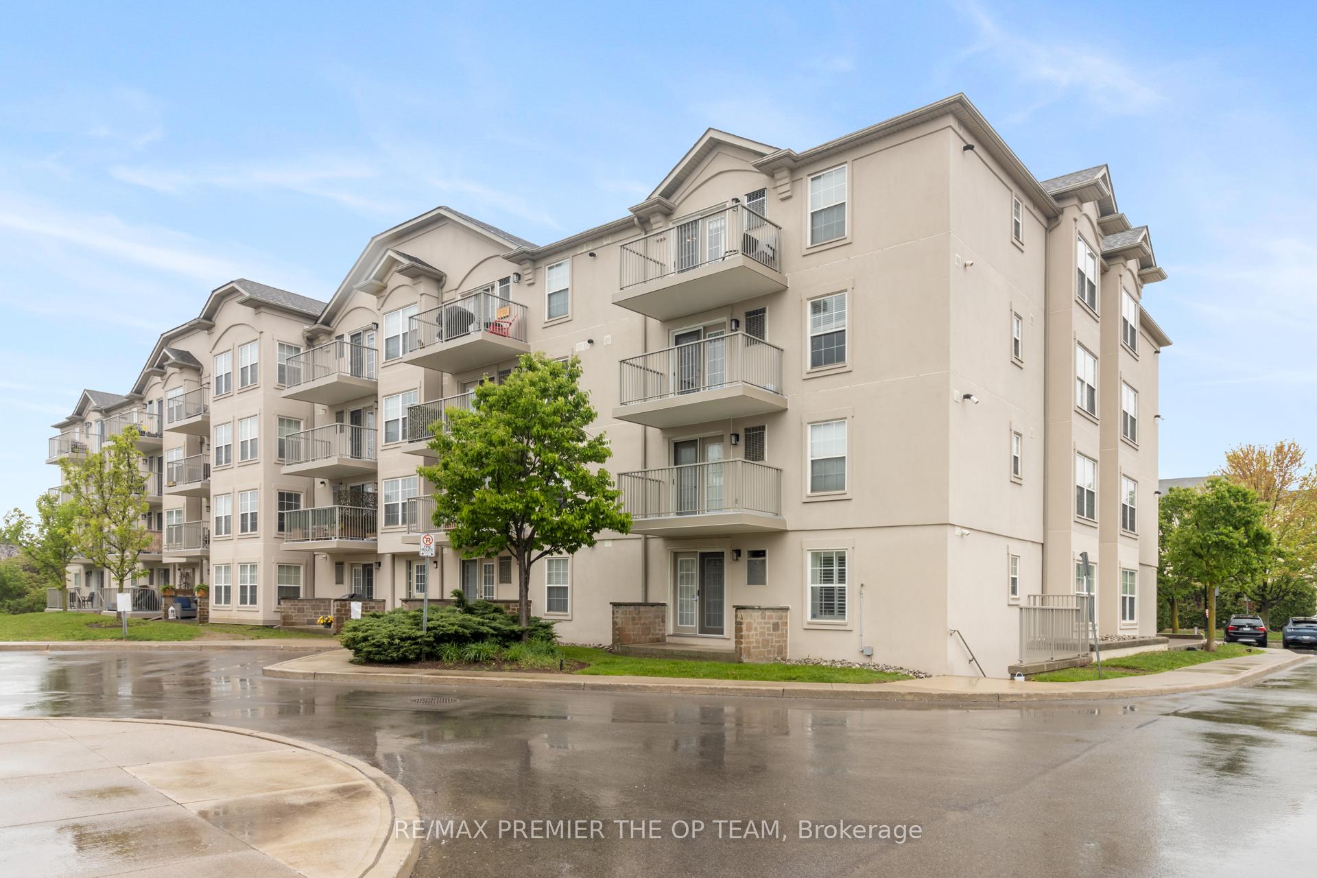 Photo of Unit 404, 1440 Bishops Gate