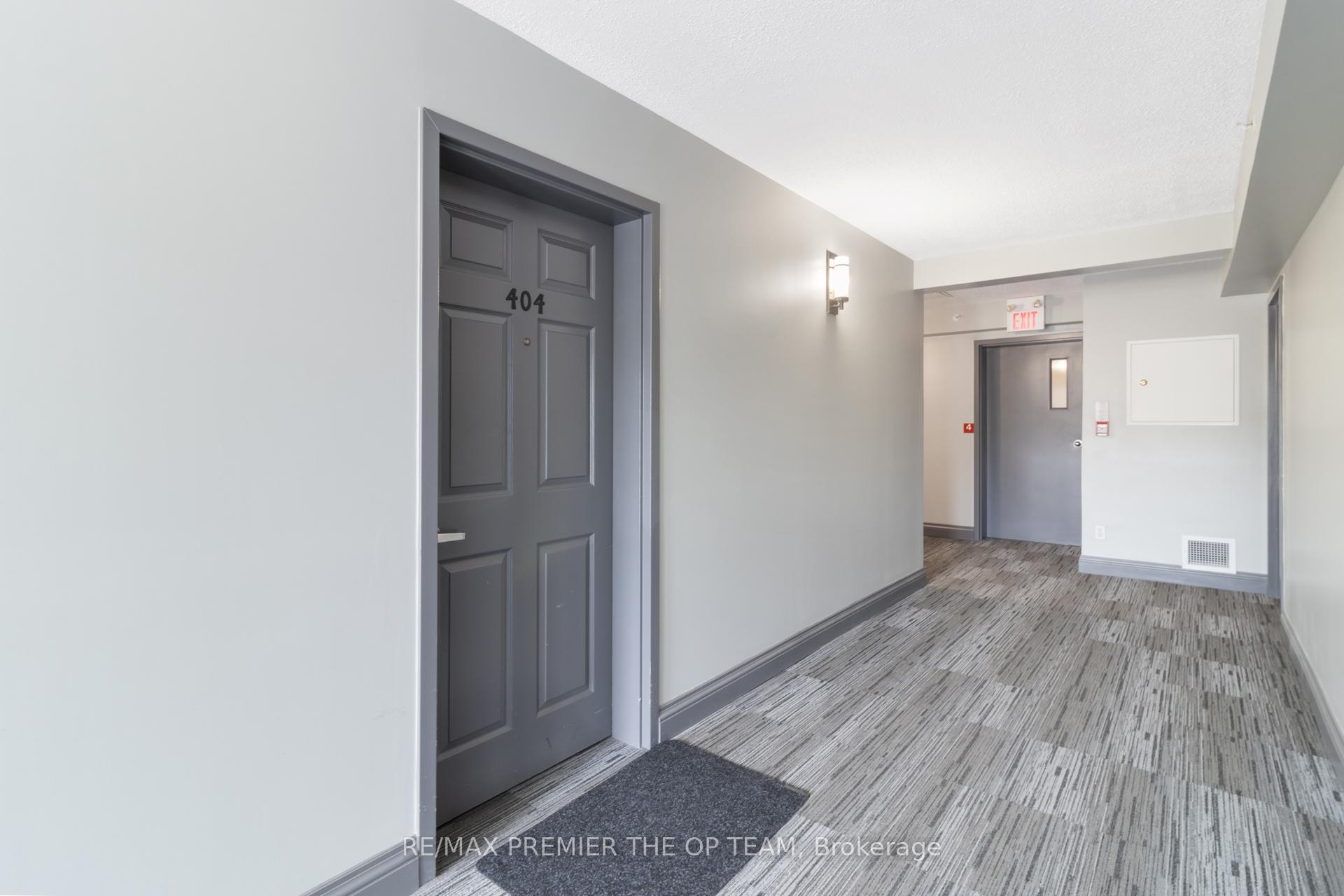 Photo 14 of Unit 404, 1440 Bishops Gate, Oakville, Glen Abbey — HOMEH
