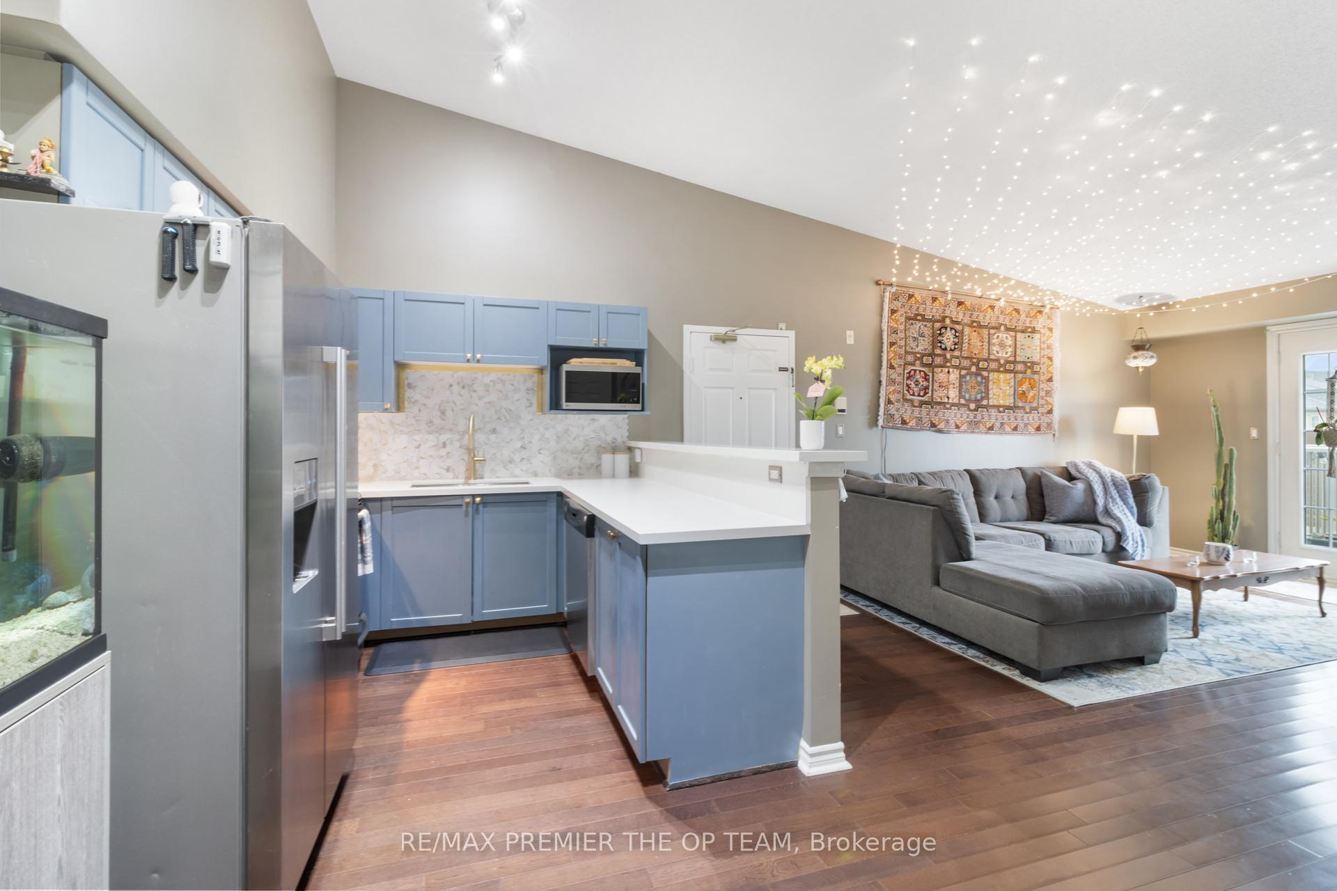 Photo 23 of Unit 404, 1440 Bishops Gate, Oakville, Glen Abbey — HOMEH