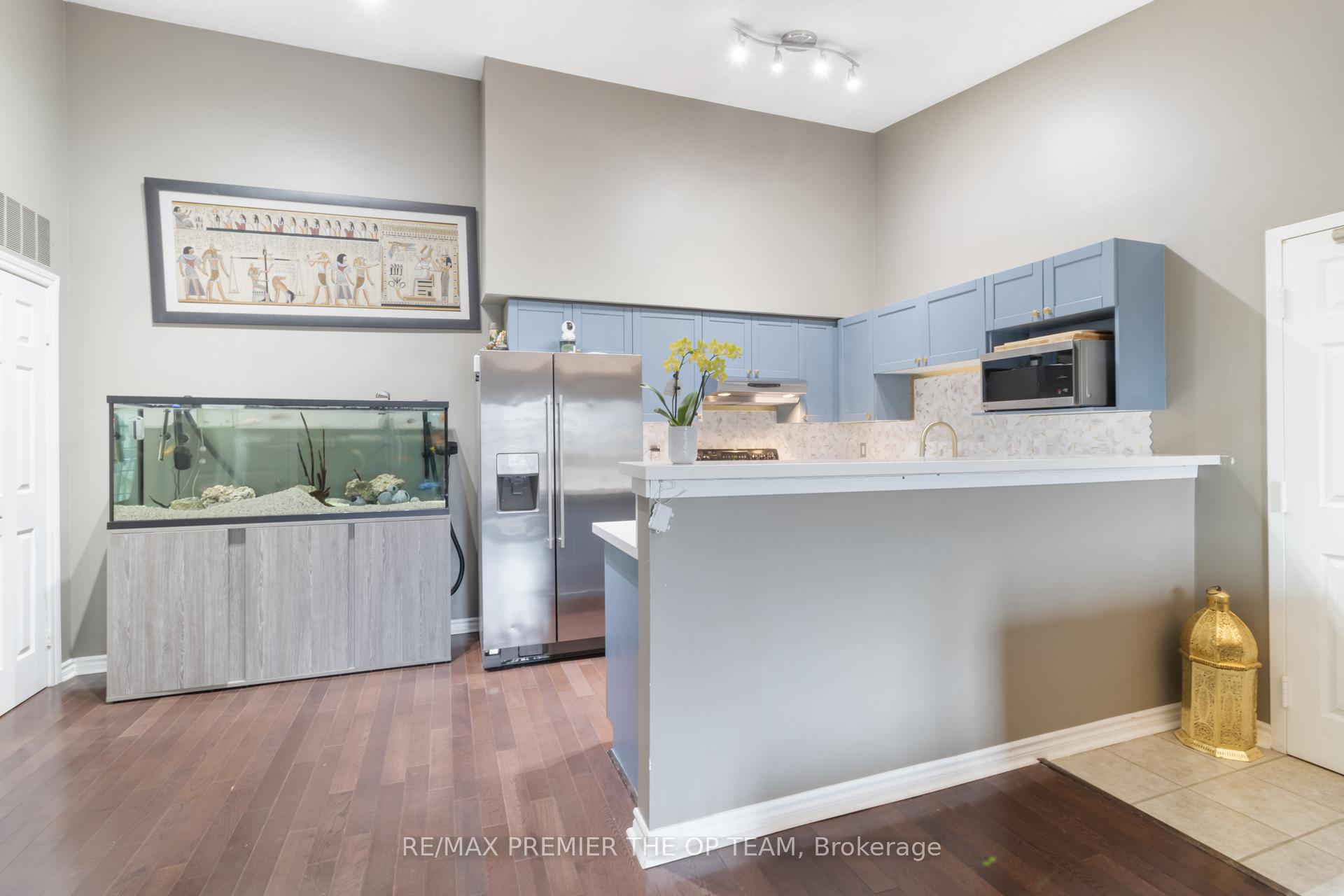 Photo 24 of Unit 404, 1440 Bishops Gate, Oakville, Glen Abbey — HOMEH