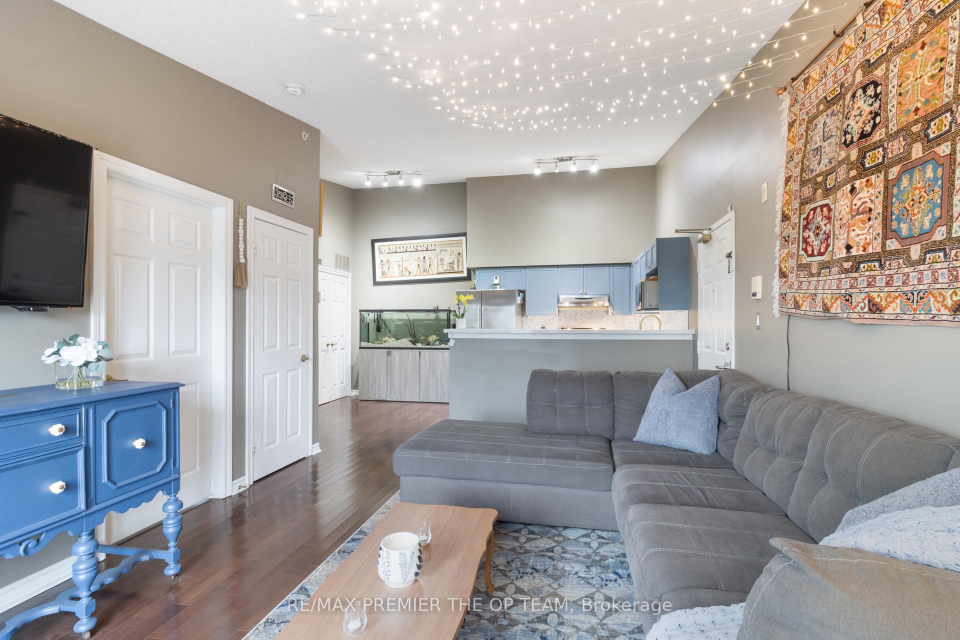 Photo 32 of Unit 404, 1440 Bishops Gate, Oakville, Glen Abbey — HOMEH