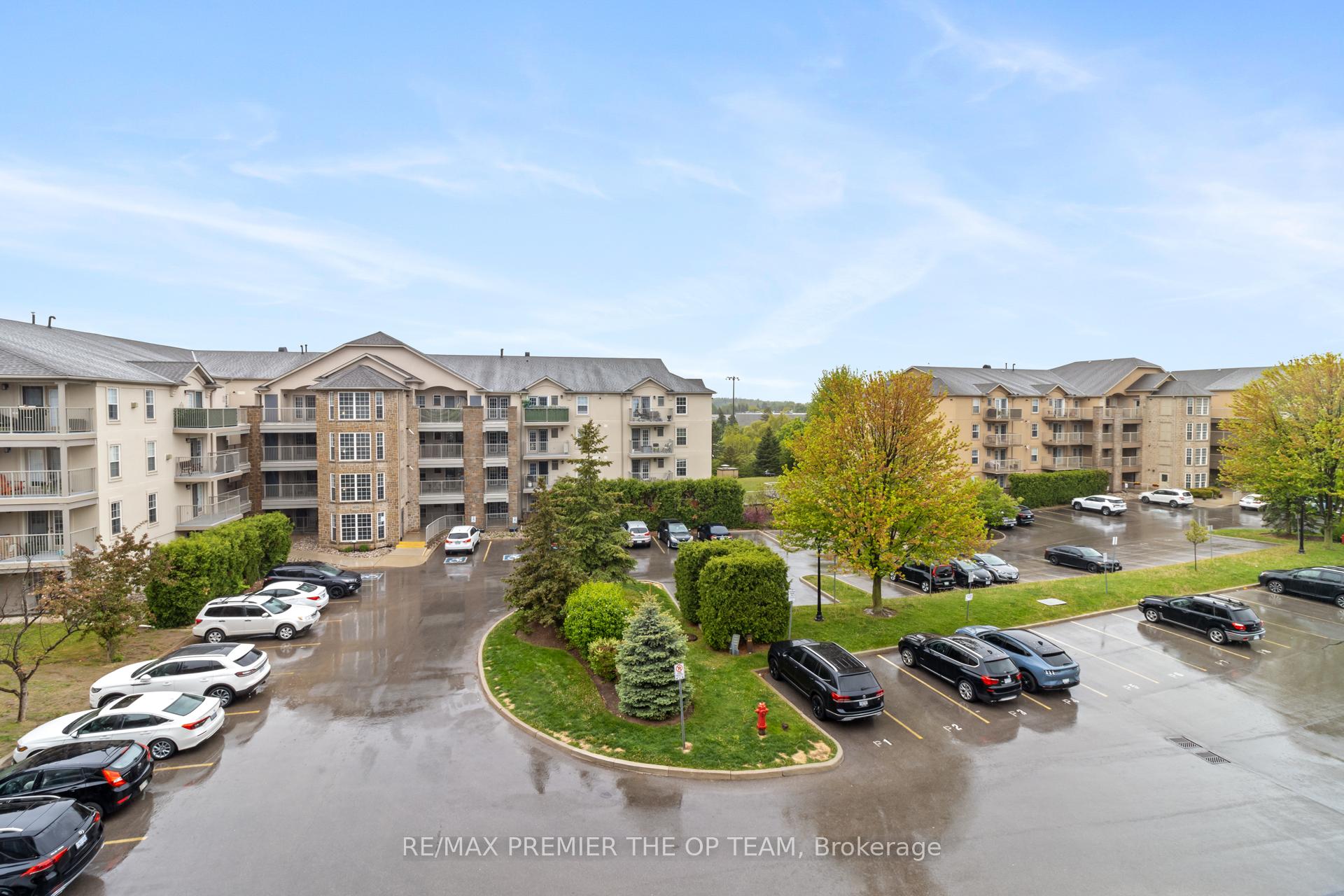 Photo 41 of Unit 404, 1440 Bishops Gate, Oakville, Glen Abbey — HOMEH
